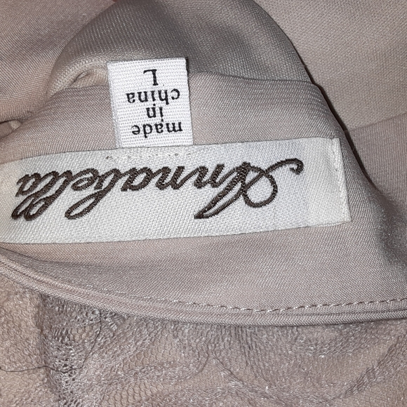 Skirt - Picture 2 of 3